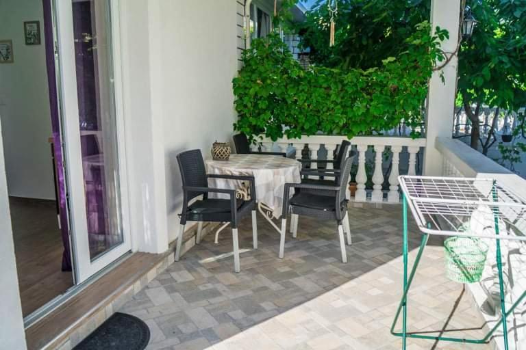 Apartmani Juricev Vodice Kültér fotó